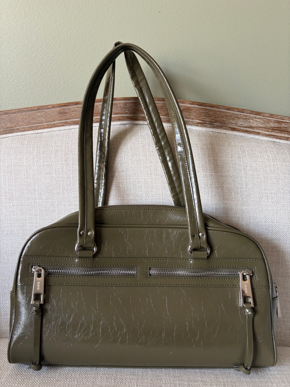 Raive Olive Green Leather Molly Shoulder Bag - Classic Tote - Picture 13 of 13